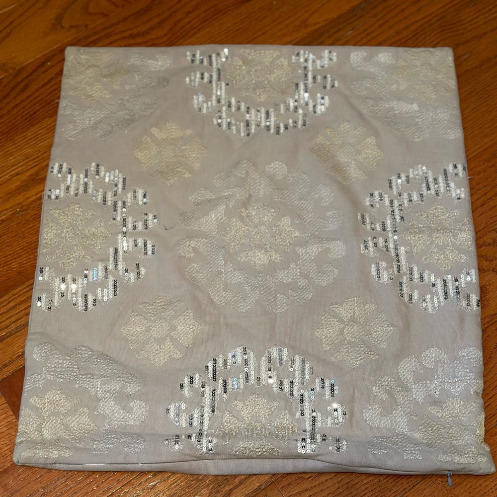 Kim Seybert Decorative Pillow Cover Size 20” X 18” Embellished